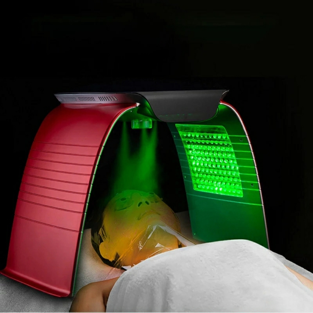 Facial steamers and LED light a perfect combinatio